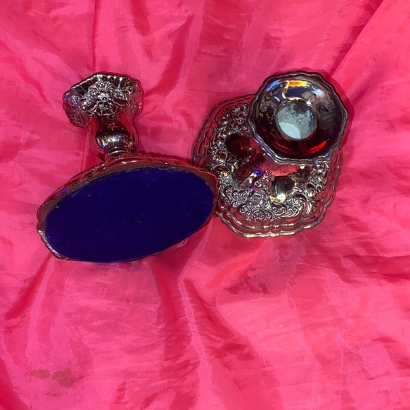 2 silver looking vintage Candle holders looking great any formal meal set of 2 - Picture 3 of 9